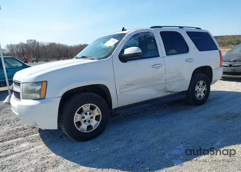 2008 Chevrolet Tahoe Lt из США, поврежденный, VIN 1GNFK13038R146543